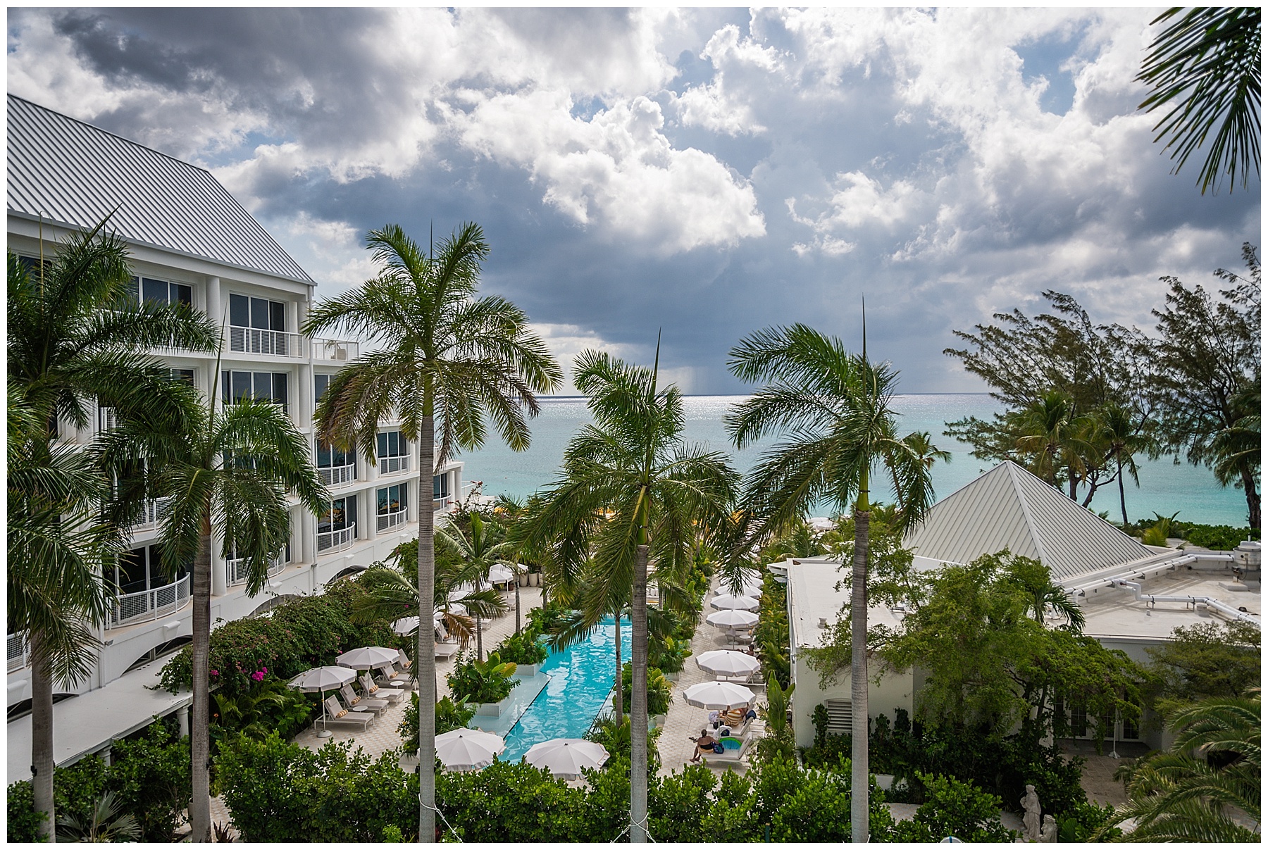 grand cayman beach suites
